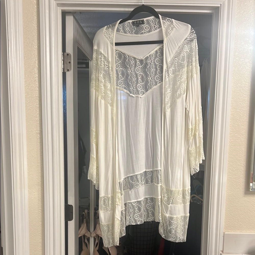 Elegant White Lace Kimono by